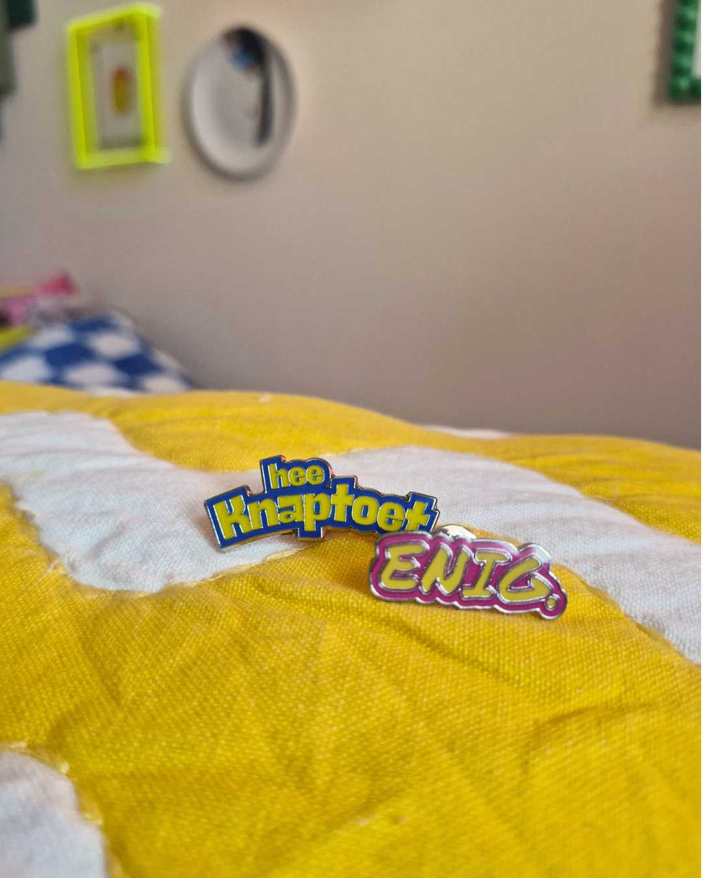 Pin 'Hee knaptoet'
