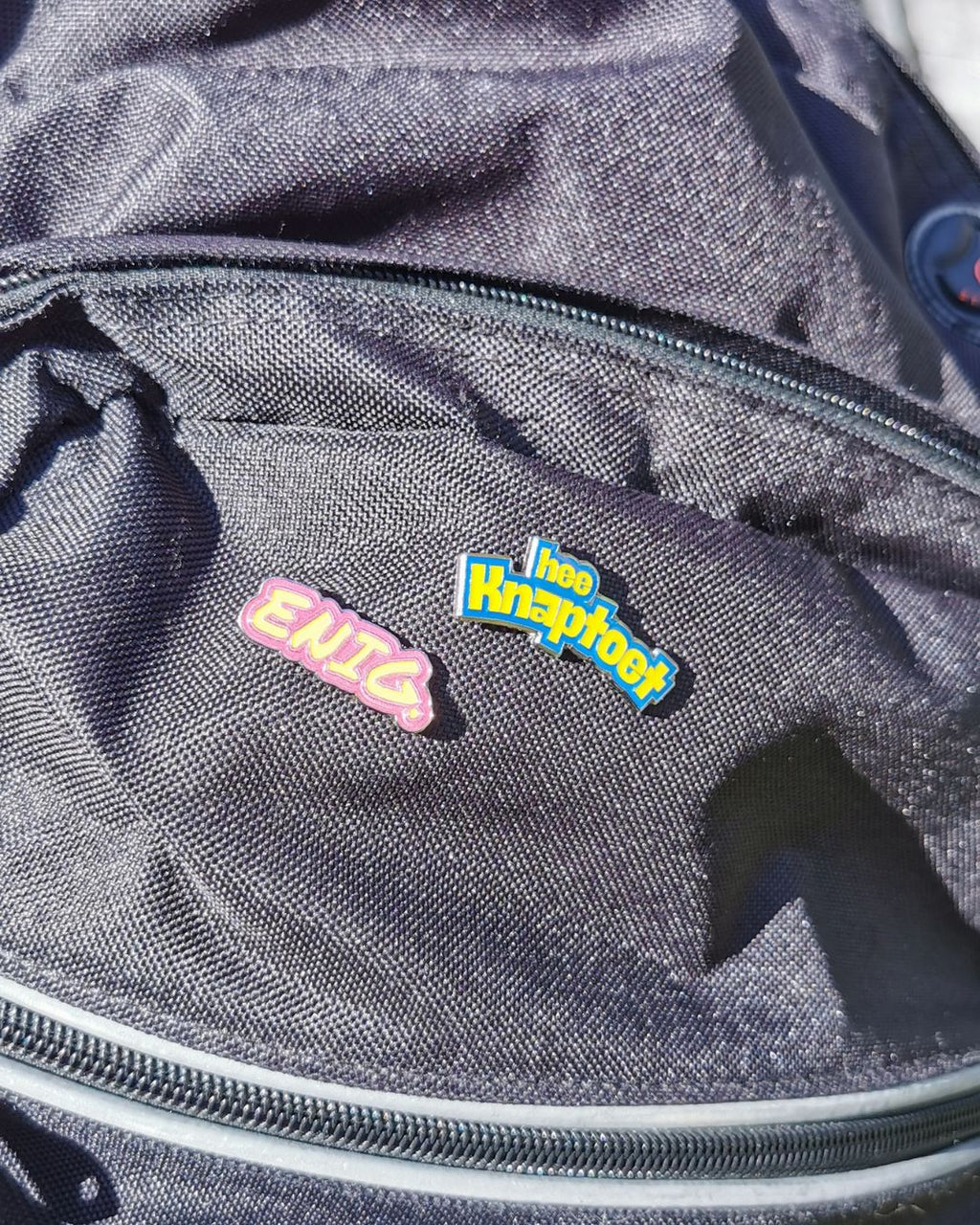 Pin 'Hee knaptoet'