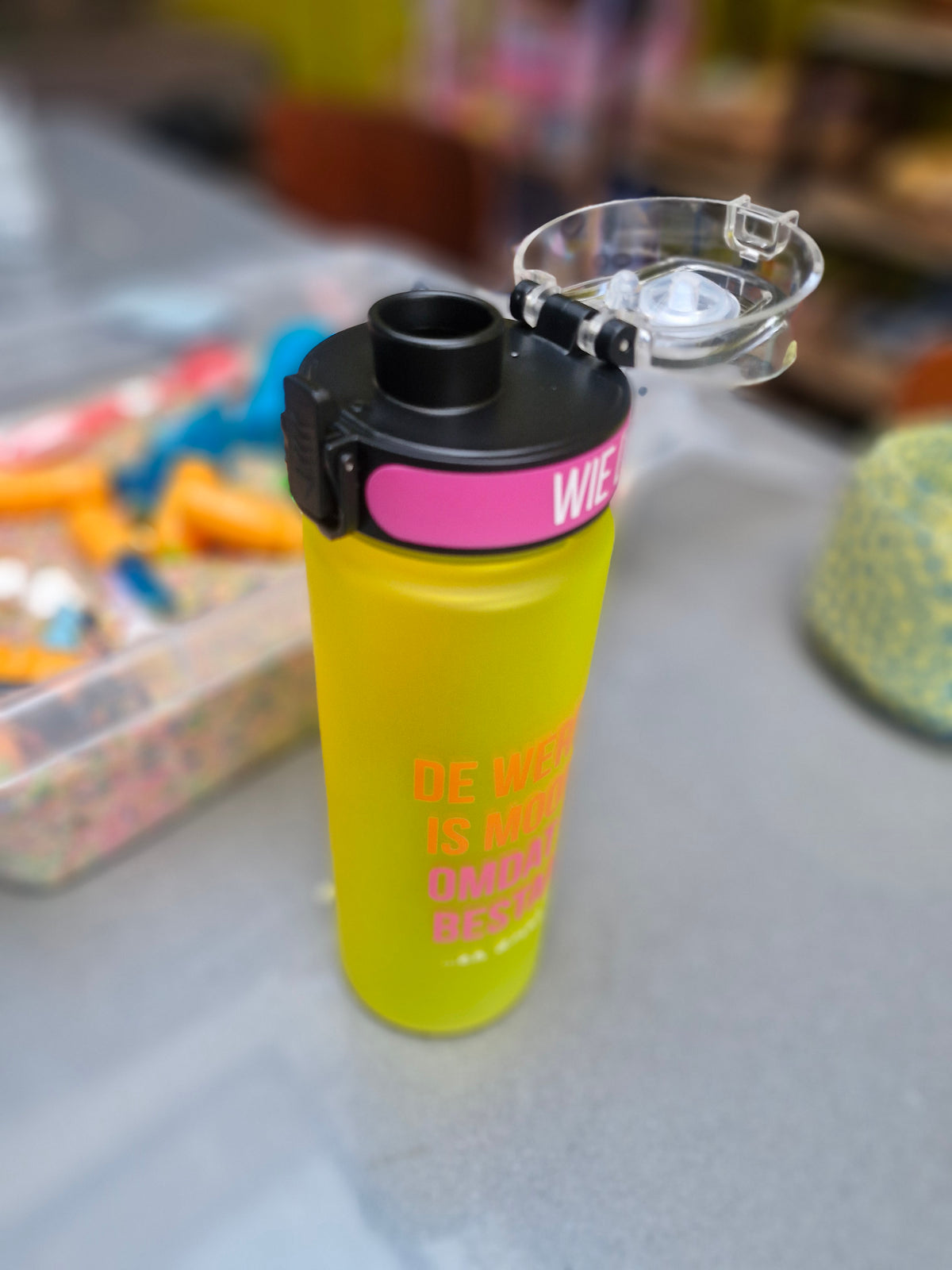Drinkfles 'De wereld is mooier omdat jij bestaat' - 750 ML